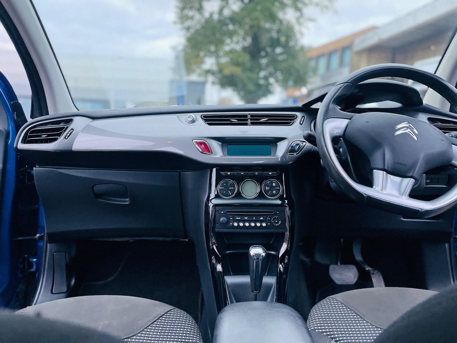 Used Citroen C3 2014 for sale - 76926213: Photo 16