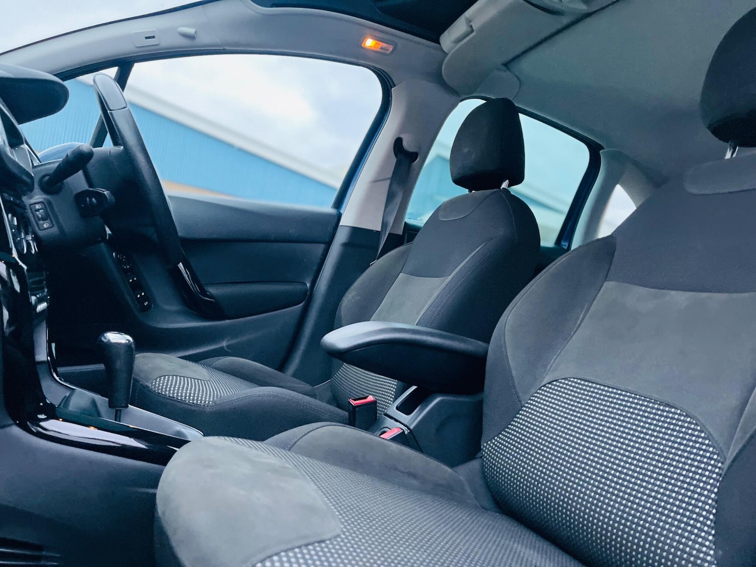 Used Citroen C3 2014 for sale - 76926213: Photo 31