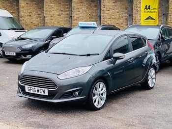 Used Ford Fiesta 2016 for sale - 76597470: Photo