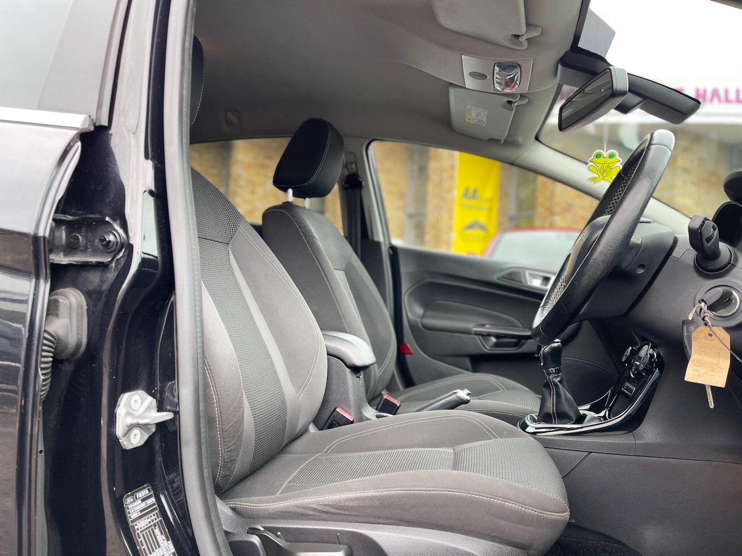 Used Ford Fiesta 2015 for sale - 76780581: Photo 19