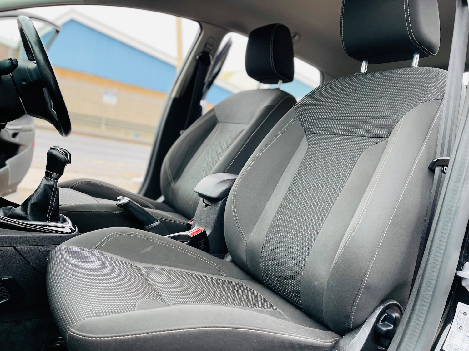 Used Ford Fiesta 2015 for sale - 76780581: Photo 21