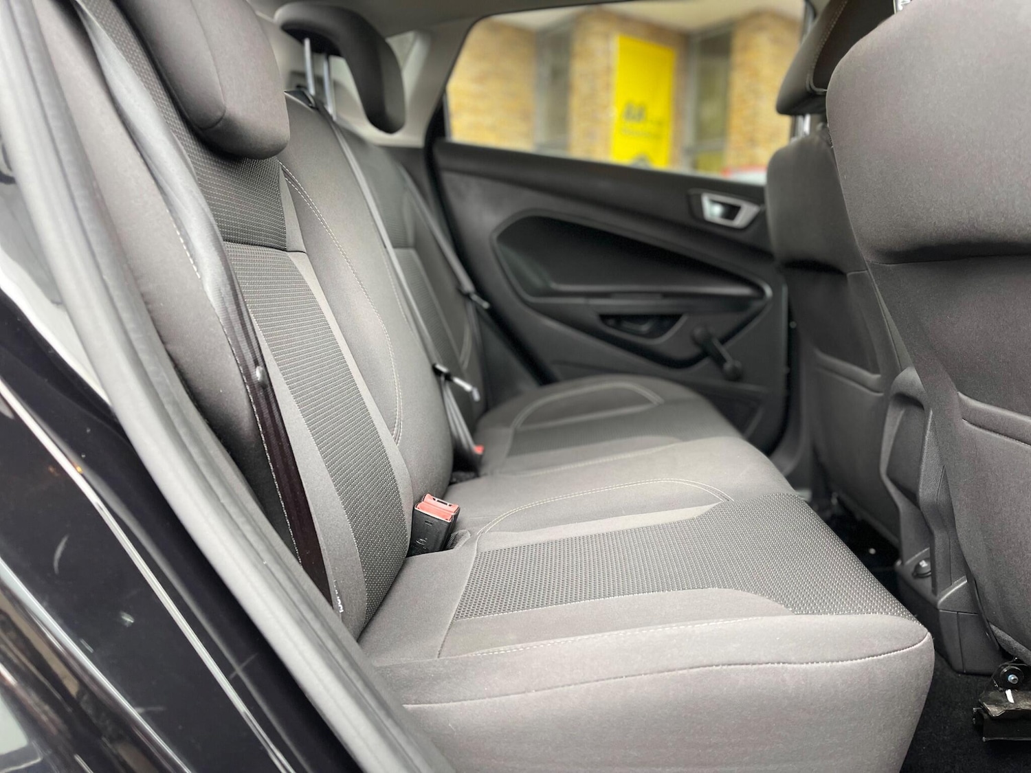 Used Ford Fiesta 2015 for sale - 76780581: Photo 22