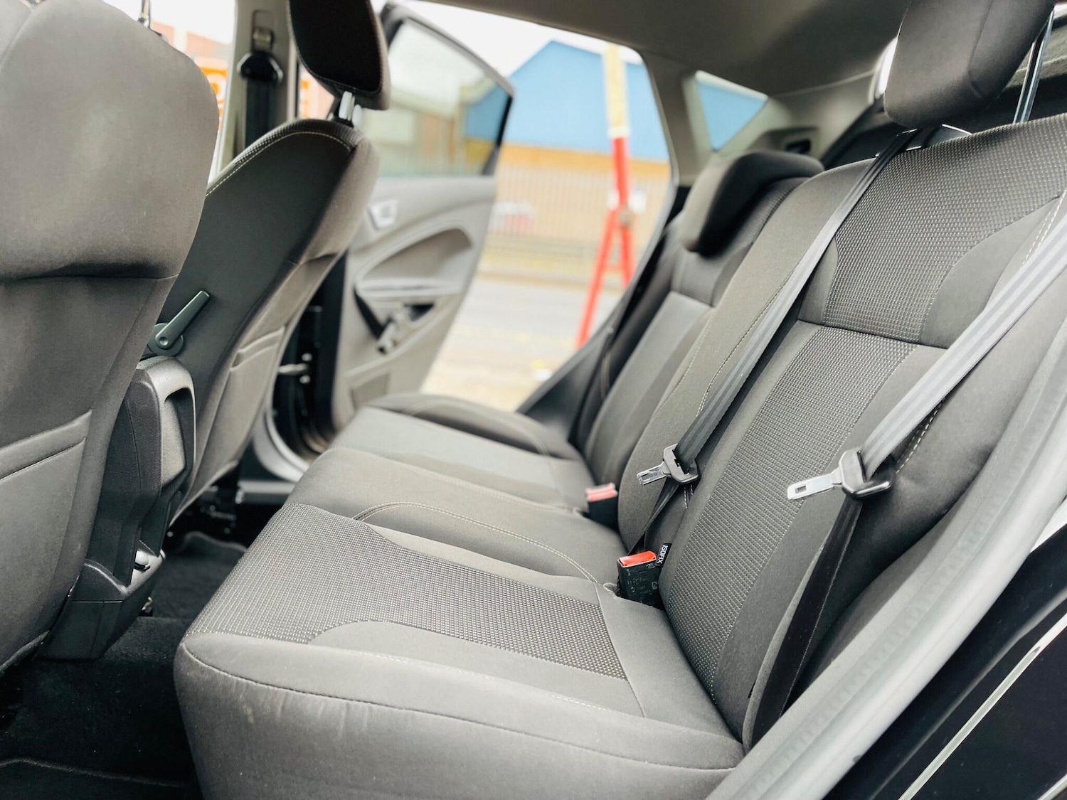 Used Ford Fiesta 2015 for sale - 76780581: Photo 23