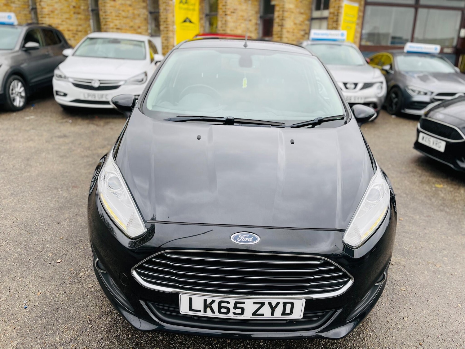 Used Ford Fiesta 2015 for sale - 76780581: Photo 4