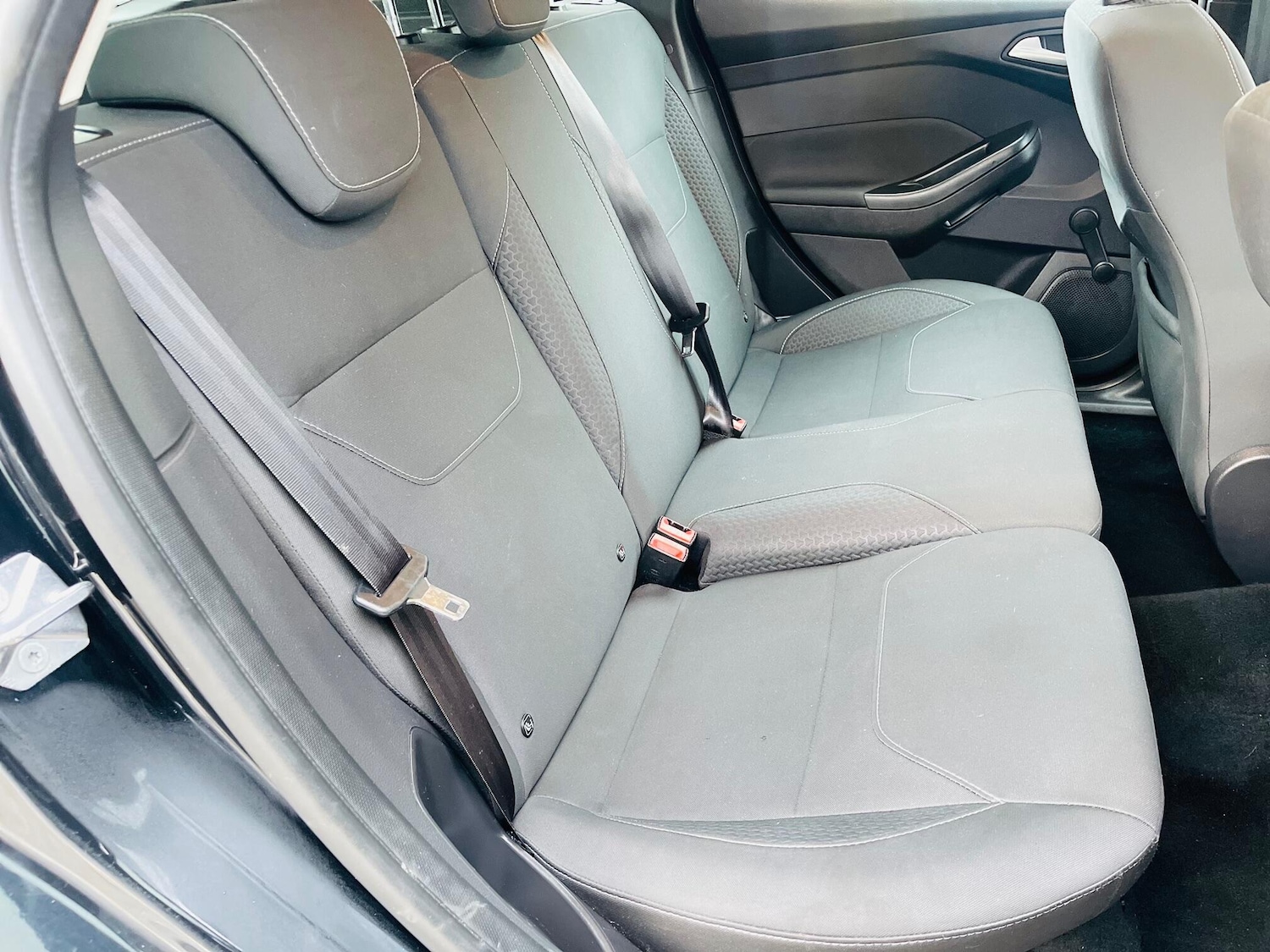 Used Ford Focus 2015 for sale - 76926613: Photo 15