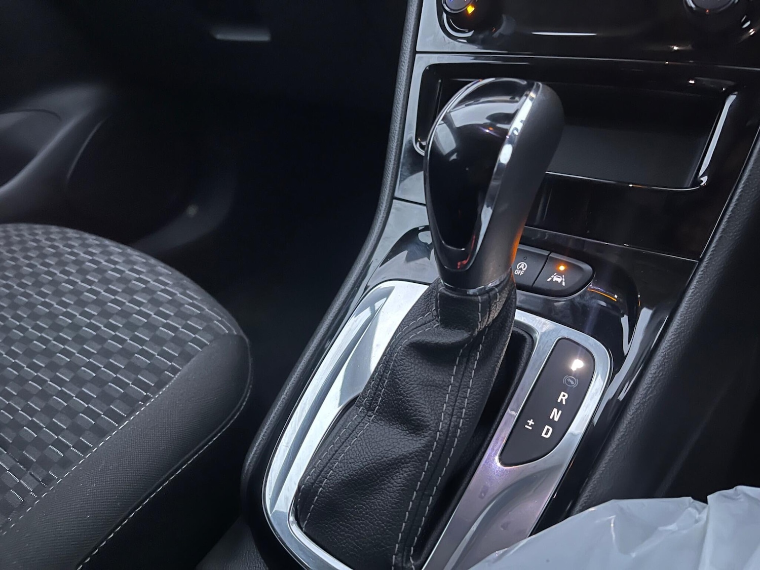 Used Vauxhall Astra for sale - 76727510: Photo 18