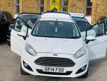 Used Ford Fiesta 2014 for sale - 76607154: Photo