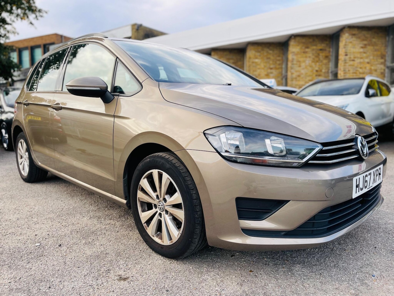 Used Volkswagen Golf SV 2017 for sale - 76270391: Photo 15