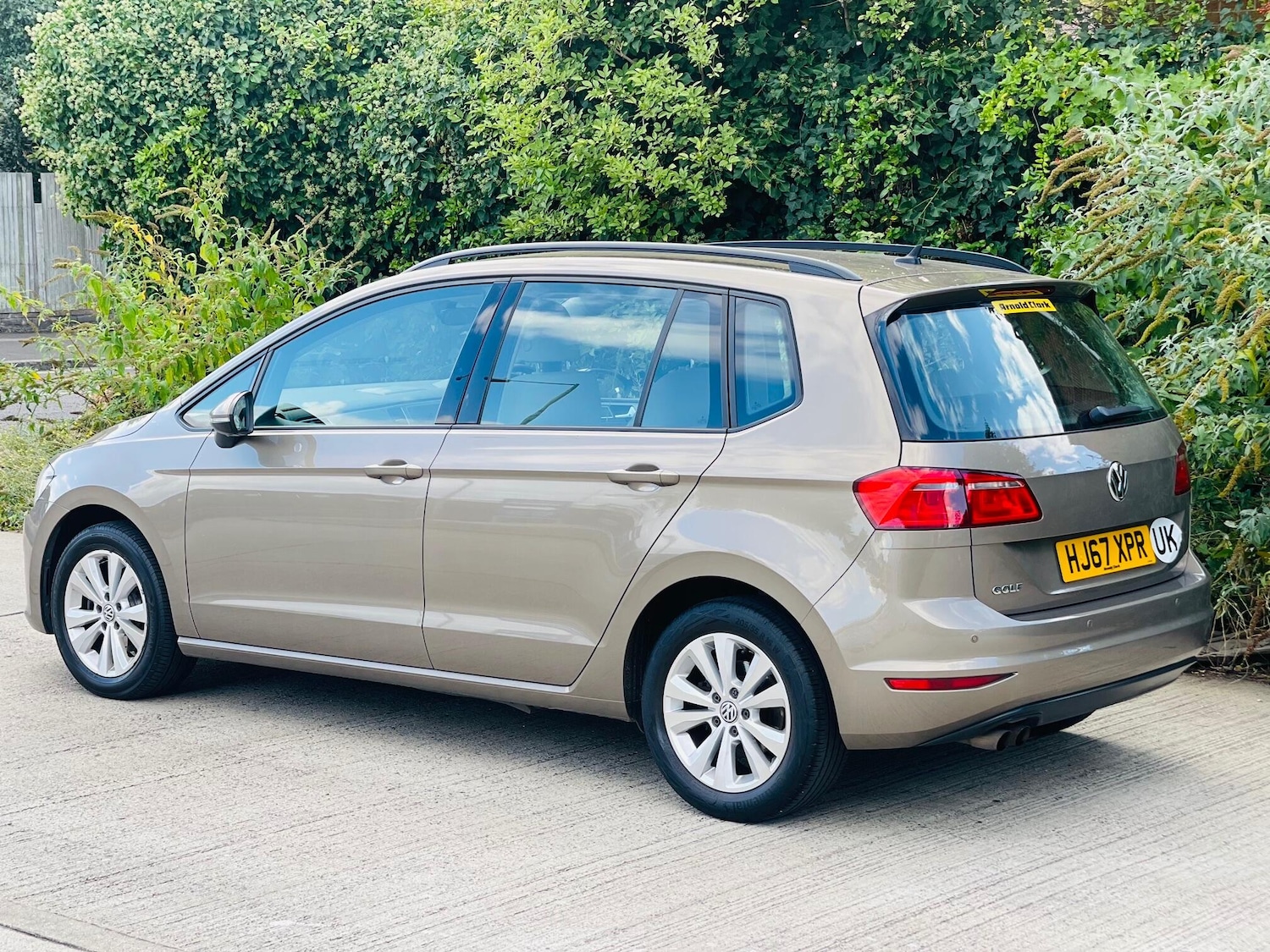 Used Volkswagen Golf SV 2017 for sale - 76270391: Photo 6