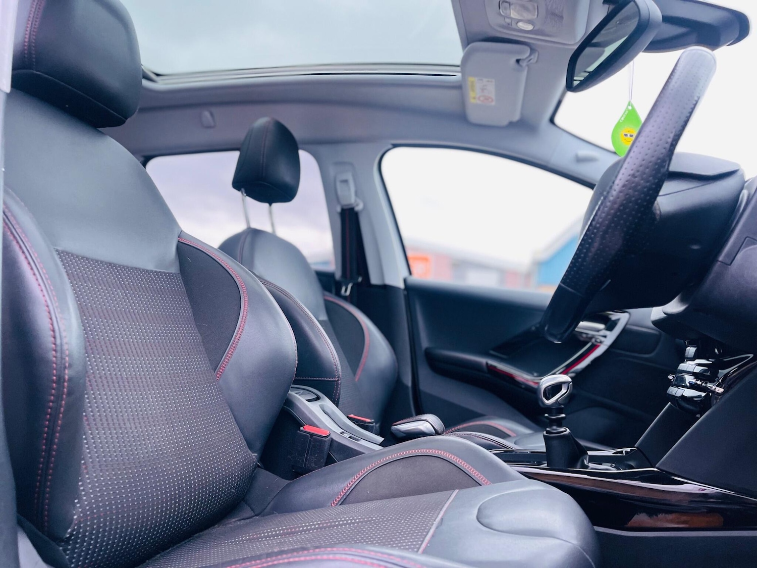 Used Peugeot 2008 2017 for sale - 76926615: Photo 19