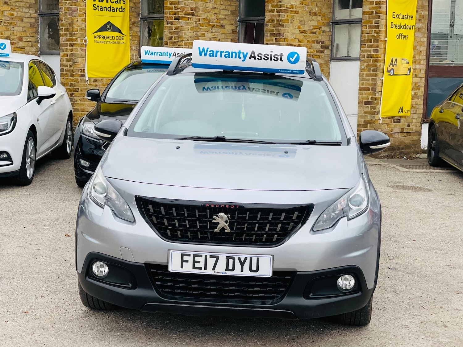 Used Peugeot 2008 2017 for sale - 76926615: Photo 2