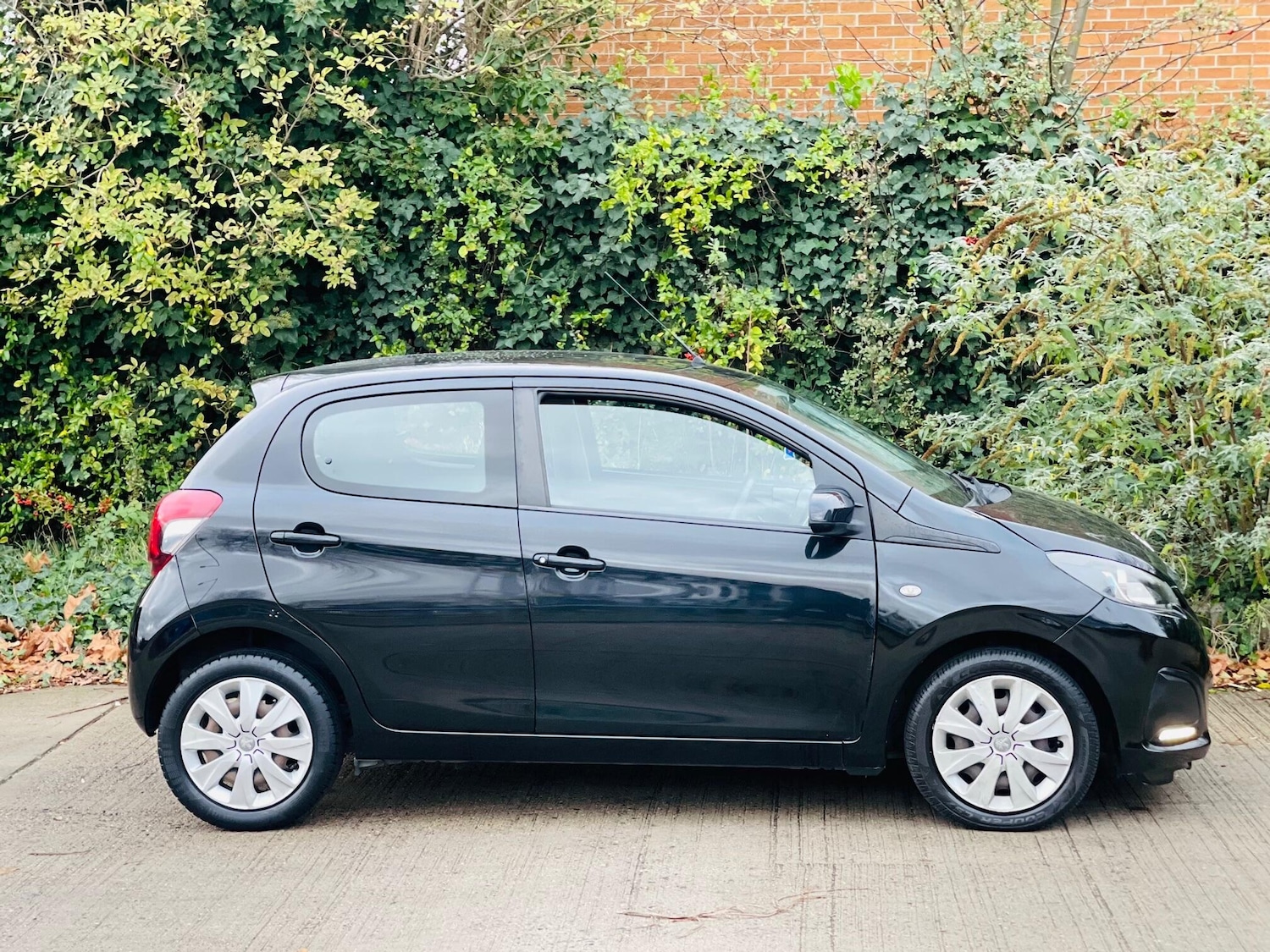 Used Peugeot 108 for sale - 76728346: Photo 3