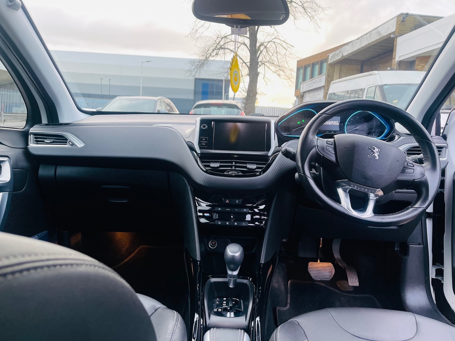 Used Peugeot 2008 2019 for sale - 77694728: Photo 10