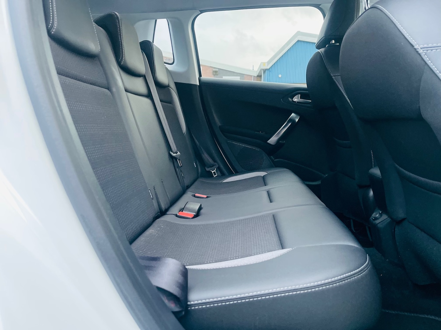 Used Peugeot 2008 2019 for sale - 77694728: Photo 15