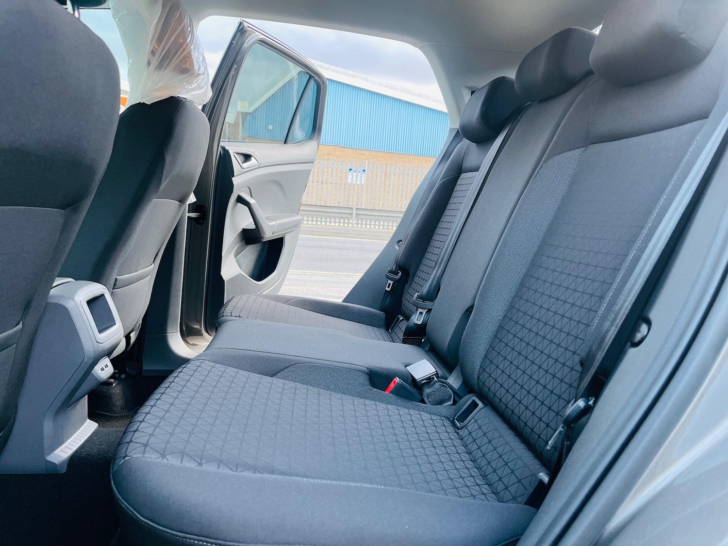 Used Volkswagen T-Cross 2019 for sale - 76398336: Photo 8