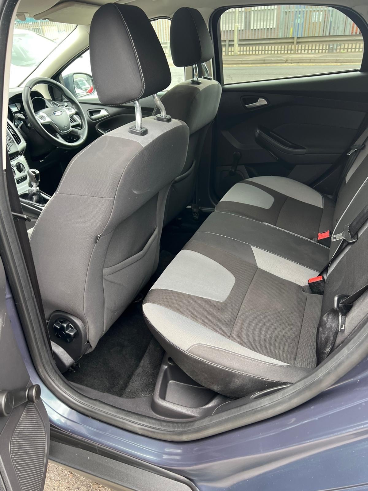 Used Ford Focus 2013 for sale - 78071034: Photo 8