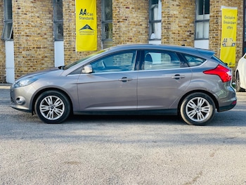 Used Ford Focus 2014 for sale - 78302052: Photo