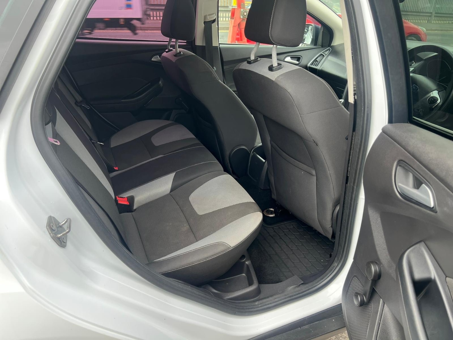 Used Ford Focus 2012 for sale - 78098937: Photo 6