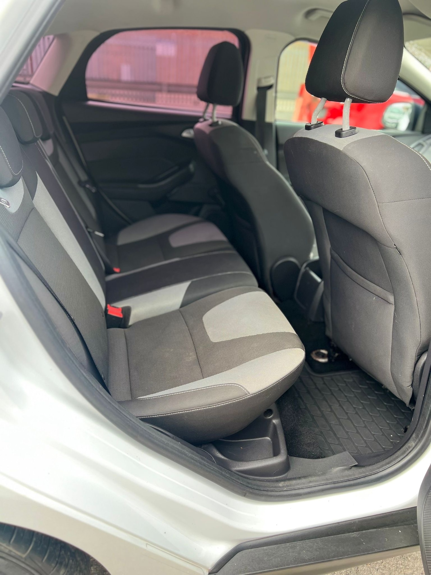 Used Ford Focus 2012 for sale - 78098937: Photo 9