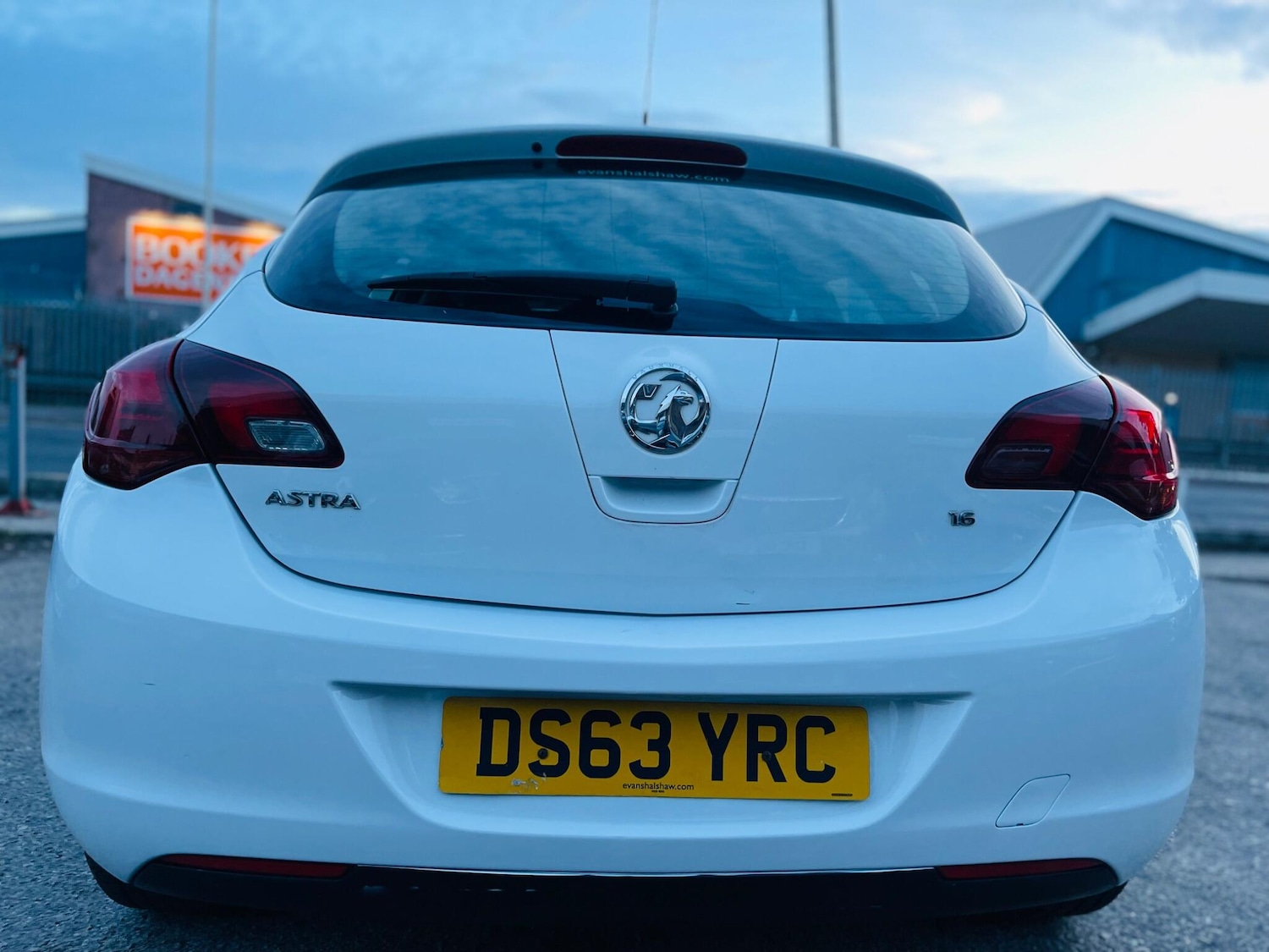 Used Vauxhall Astra for sale - 76473908: Photo 10