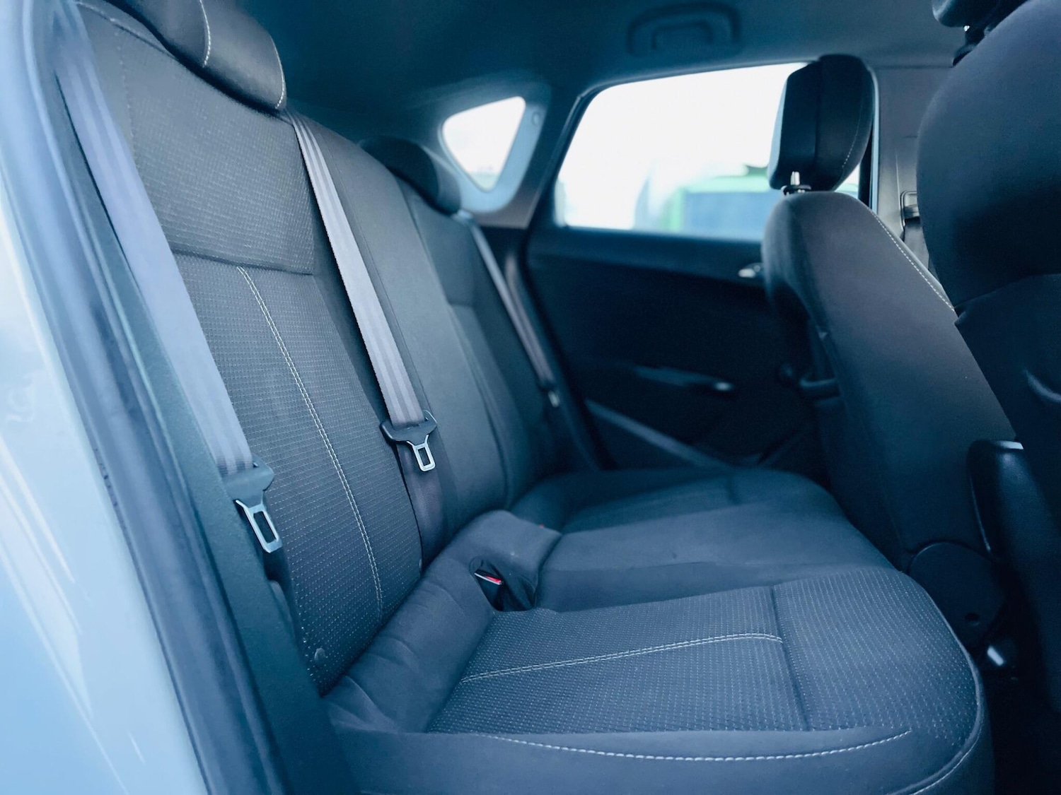 Used Vauxhall Astra for sale - 76473908: Photo 12