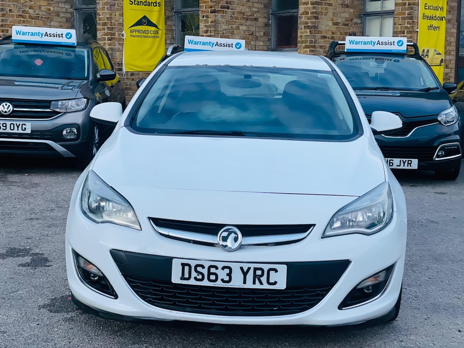 Used Vauxhall Astra for sale - 76473908: Photo 3