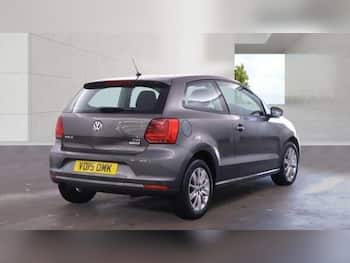 Used Volkswagen Polo 2015 for sale - 79610852: Photo