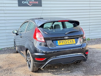 Used Ford Fiesta 2013 for sale - 79133379: Photo