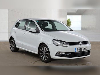 Used Volkswagen Polo 2015 for sale - 79133373: Photo