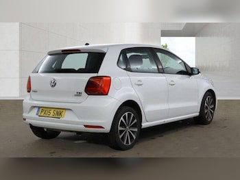 Used Volkswagen Polo 2015 for sale - 79133373: Photo