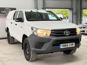 Used Toyota Hilux 2017 for sale - 79782754: Photo