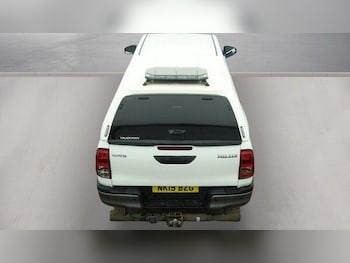 Used Toyota Hilux 2019 for sale - 79133375: Photo