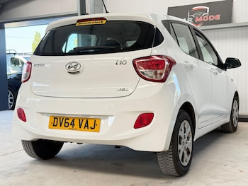 Used Hyundai i10 2014 for sale - 79542444: Photo