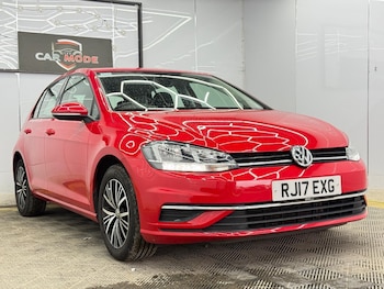 Used Volkswagen Golf 2017 for sale - 79133354: Photo