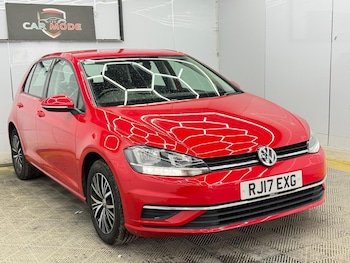Used Volkswagen Golf 2017 for sale - 79133354: Photo