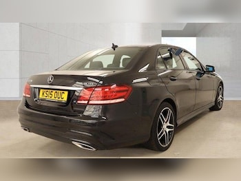 Used Mercedes-Benz E Class 2015 for sale - 79133392: Photo