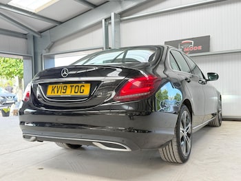 Used Mercedes-Benz C Class 2019 for sale - 79418406: Photo