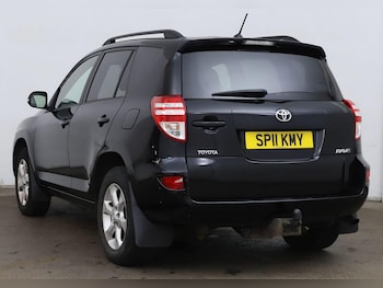 Used Toyota RAV4 2011 for sale - 79490152: Photo