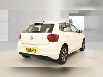 Used Volkswagen Polo 2018 for sale - 79270280: Photo