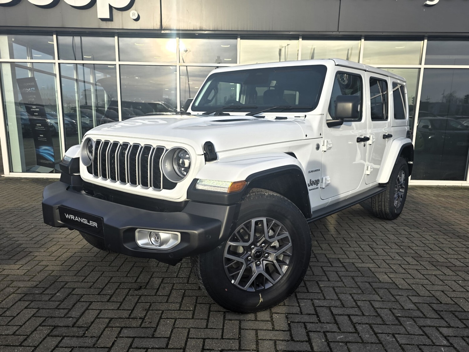 Used Jeep Wrangler 2024 for sale - 77519064: Photo 5