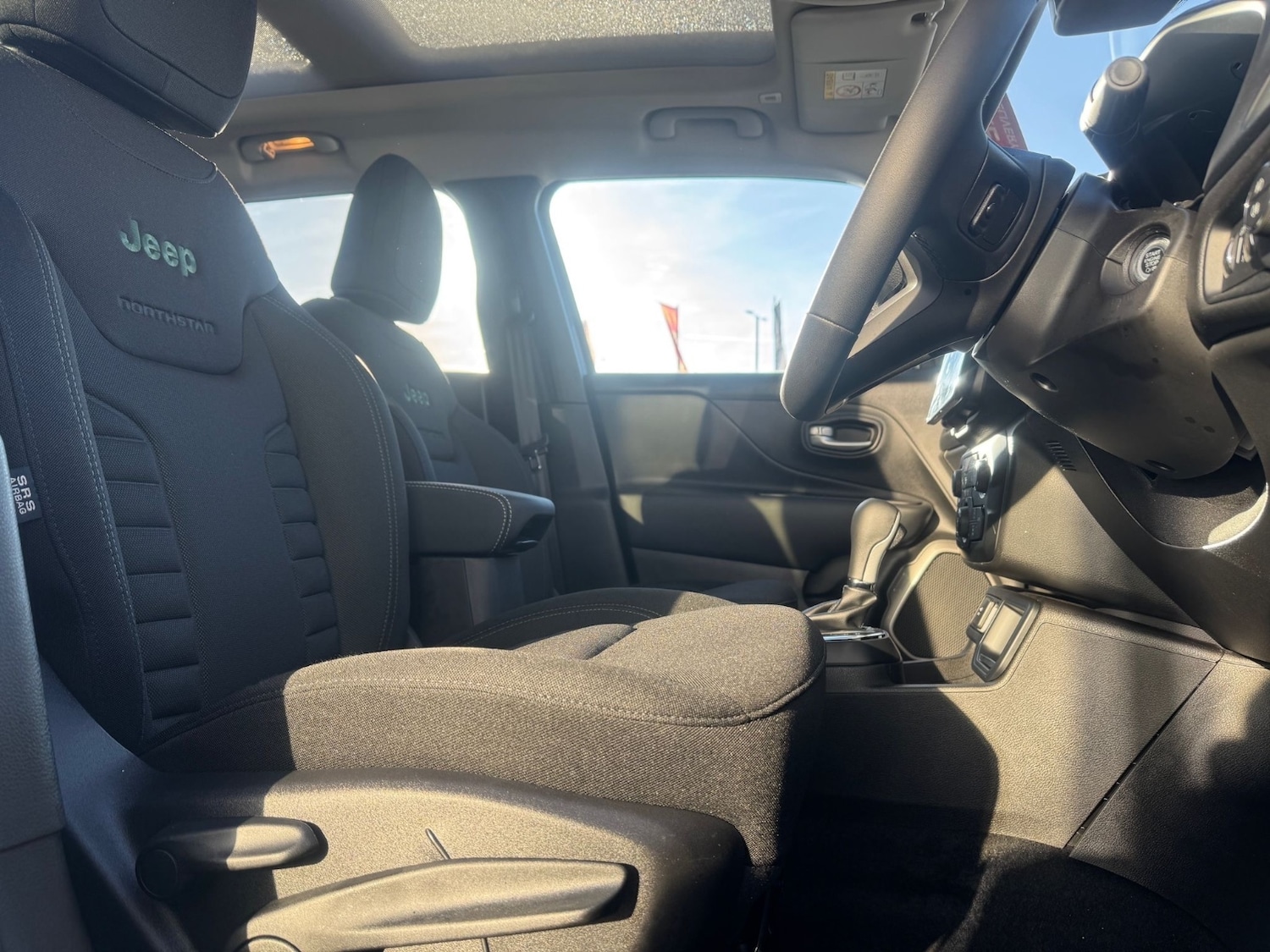 Used Jeep Renegade 2025 for sale - 76459073: Photo 15