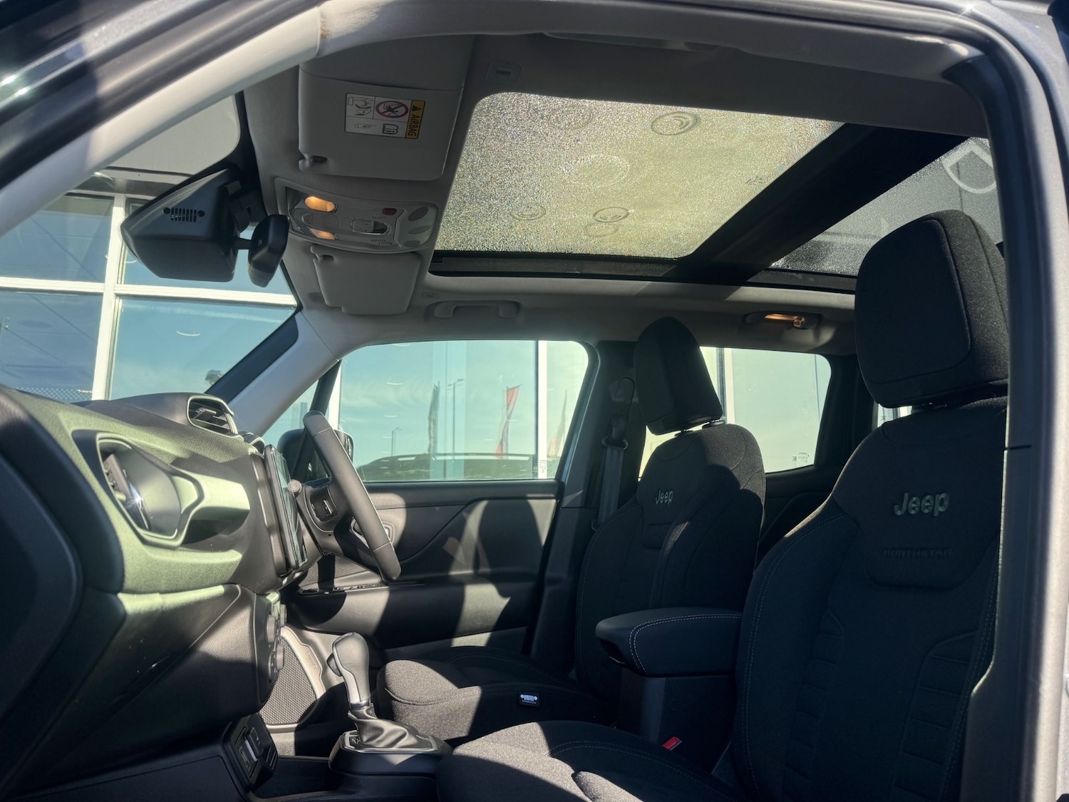 Used Jeep Renegade 2025 for sale - 76459073: Photo 38