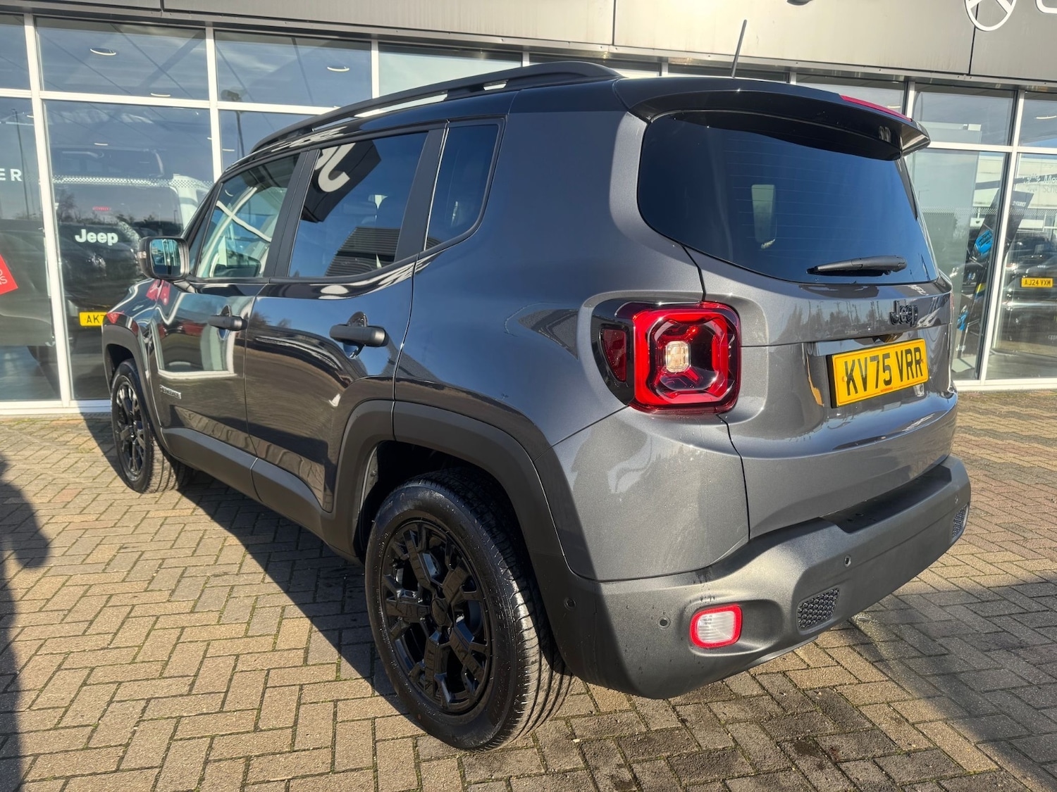 Used Jeep Renegade 2025 for sale - 77519043: Photo 16