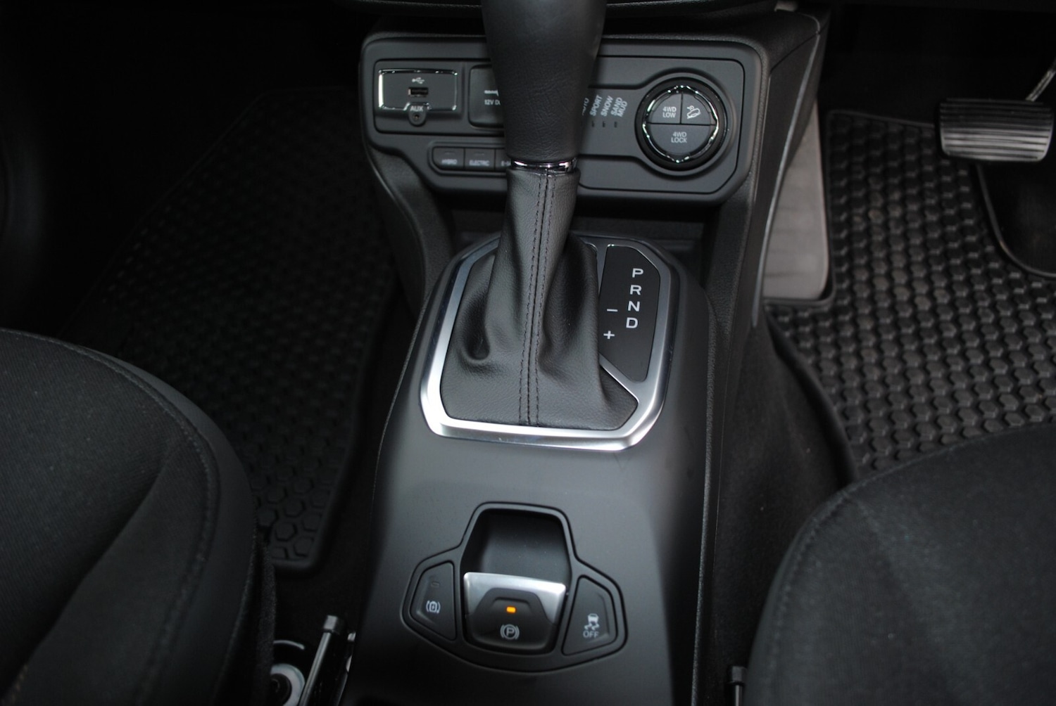 Used Jeep Renegade 2023 for sale - 77519061: Photo 12