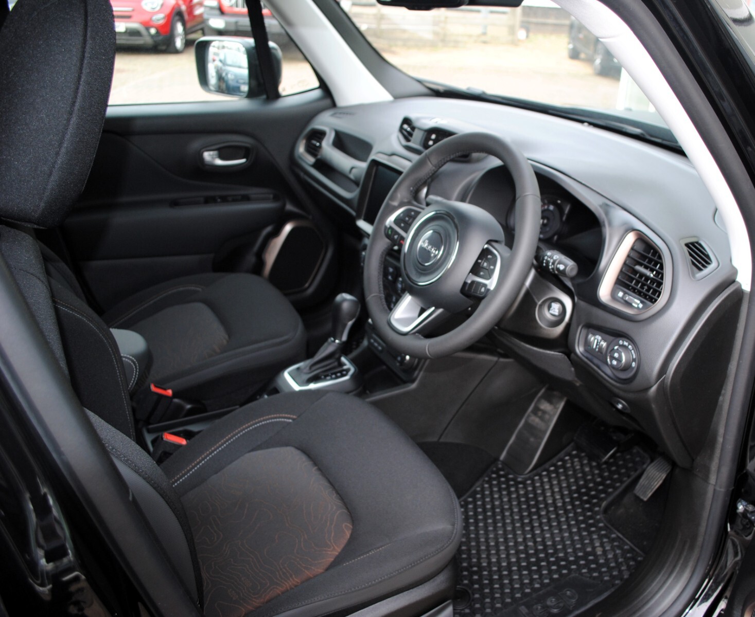 Used Jeep Renegade 2023 for sale - 77519061: Photo 41