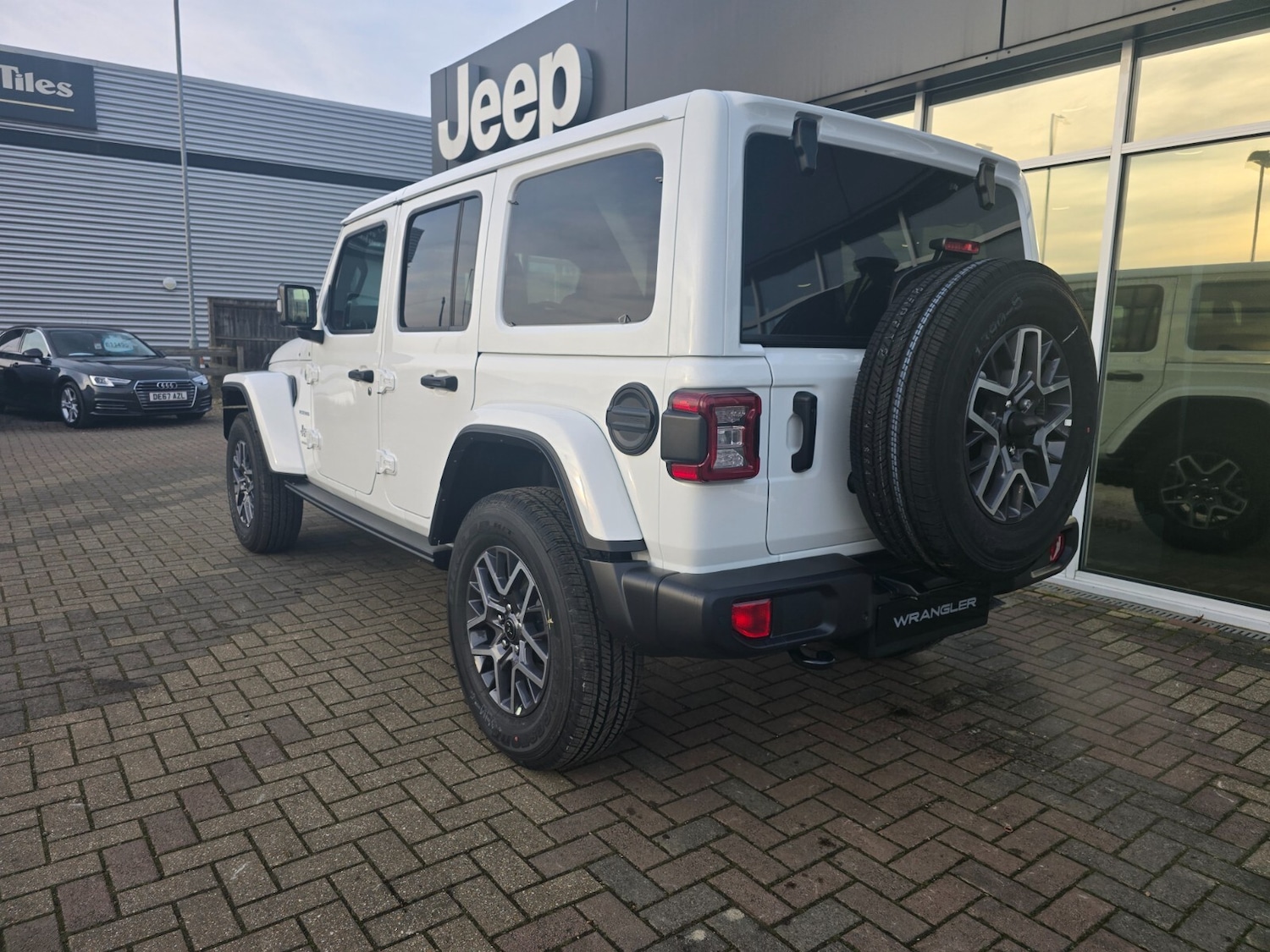 Used Jeep Wrangler 2024 for sale - 75354912: Photo 42