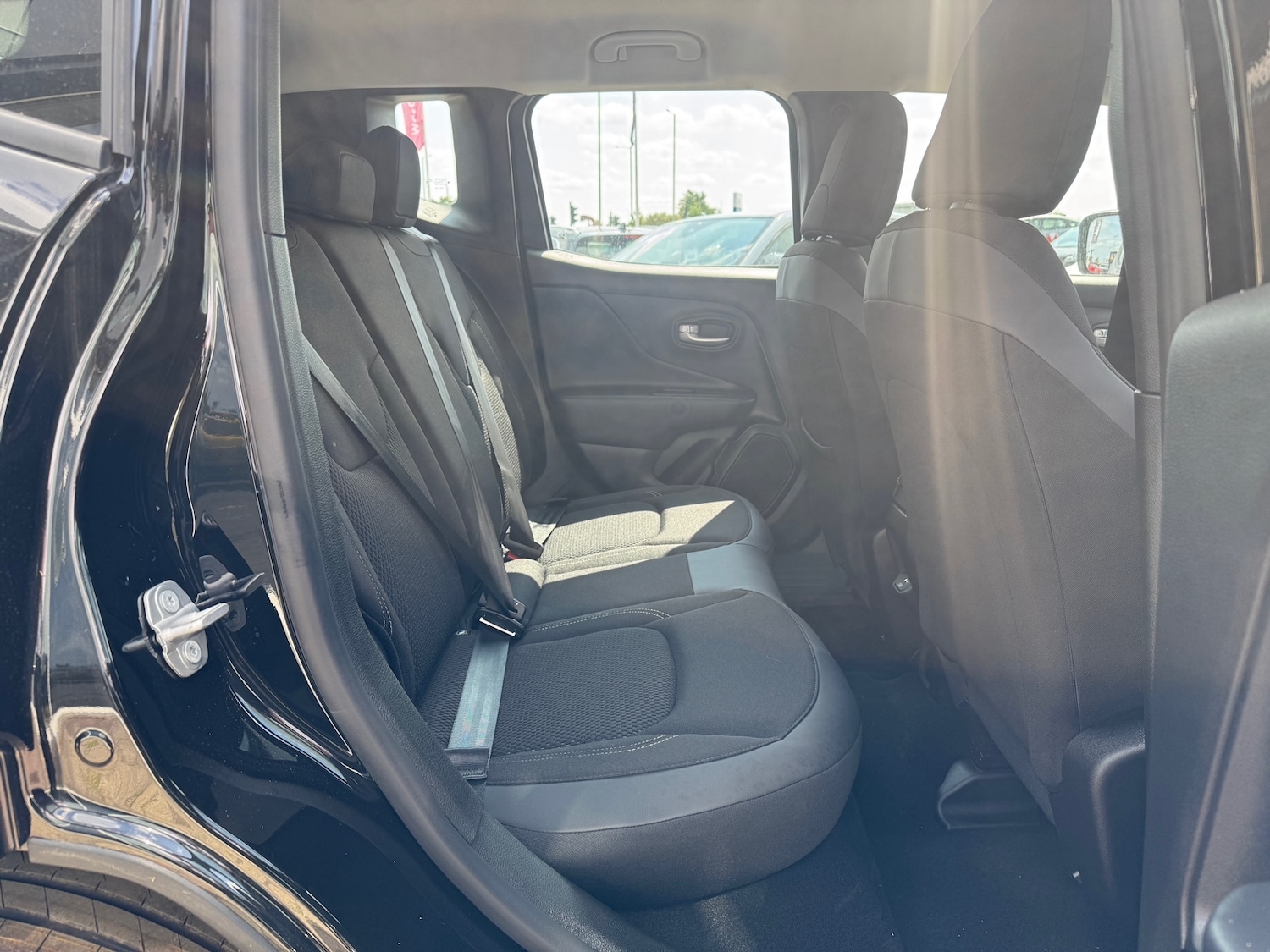 Used Jeep Renegade 2025 for sale - 77519071: Photo 19