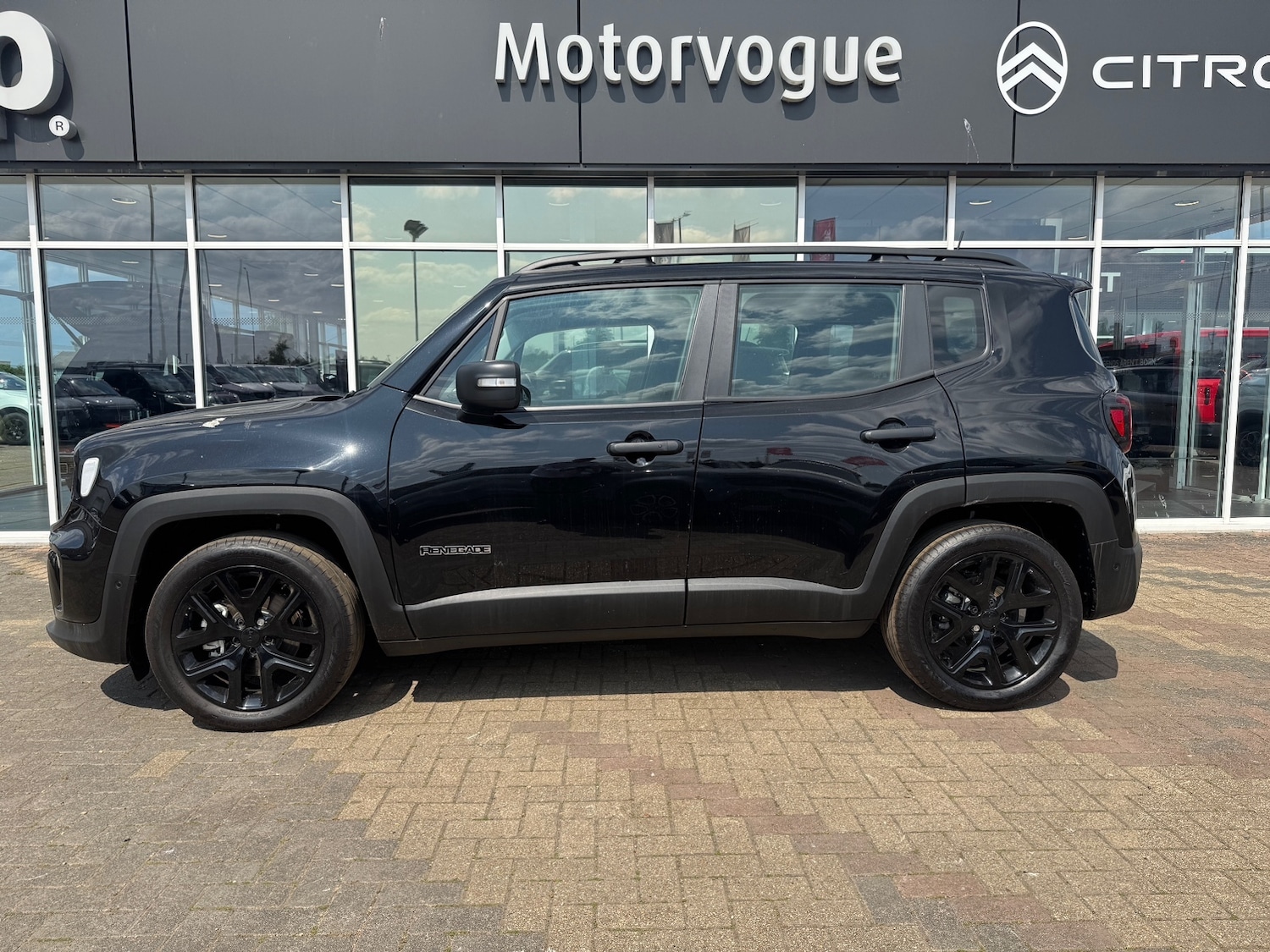 Used Jeep Renegade 2025 for sale - 77519071: Photo 3