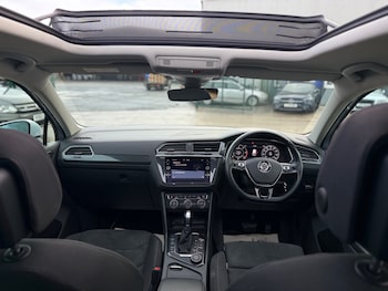 Used Volkswagen Tiguan 2018 for sale - 76978002: Photo