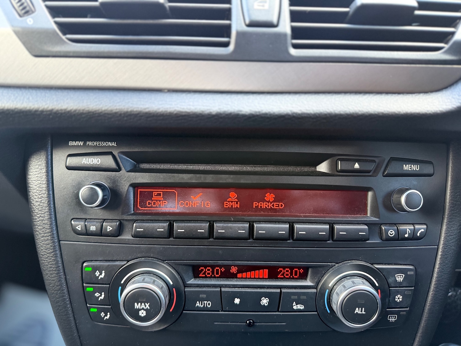 Used BMW X1 2012 for sale - 76520140: Photo 38